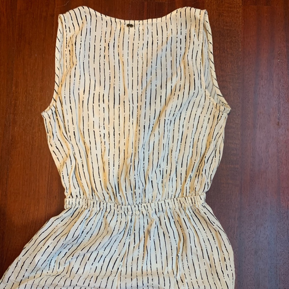 BILLABONG beachy romper - Picture 2 of 5